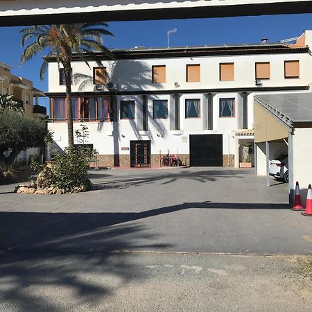 Hostal Meson Arboleas Bagian luar foto