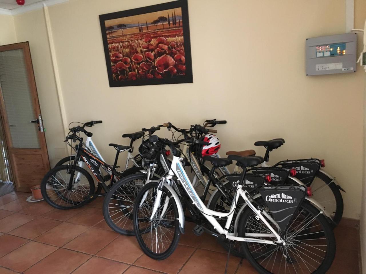 Hostal Meson Arboleas Bagian luar foto