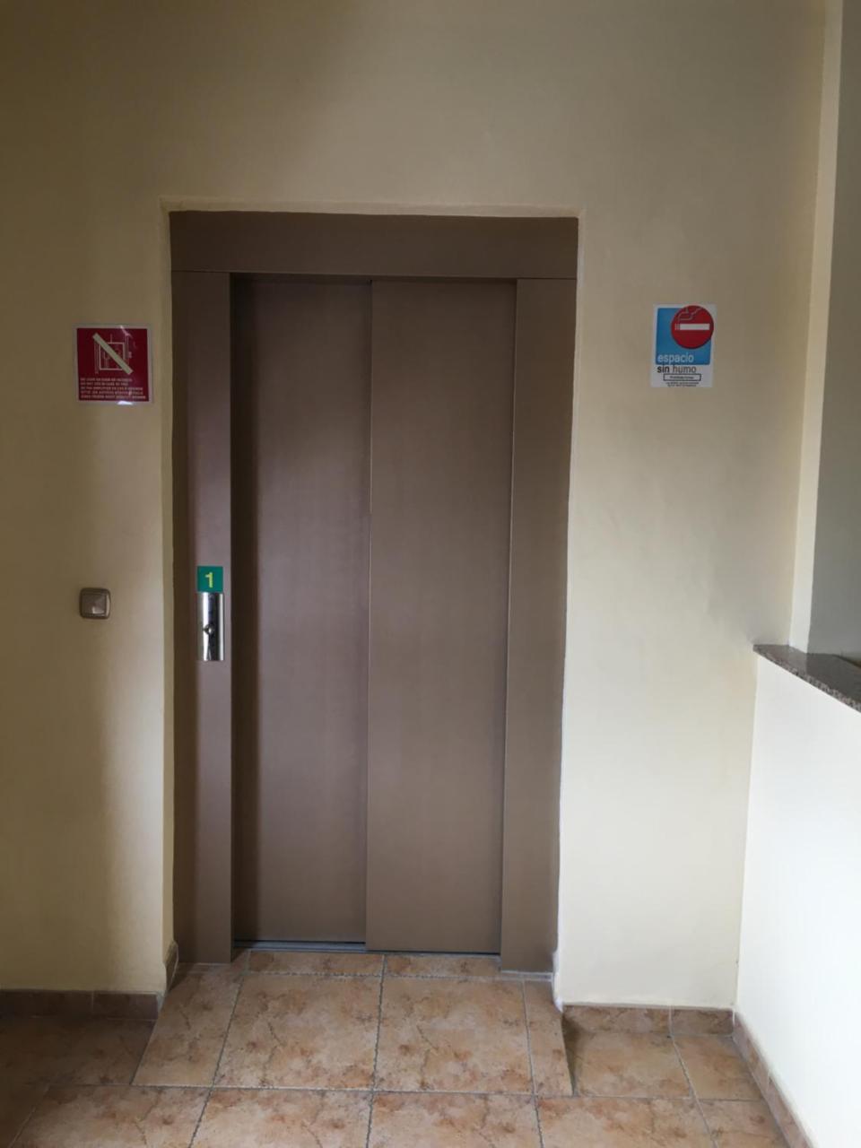 Hostal Meson Arboleas Bagian luar foto